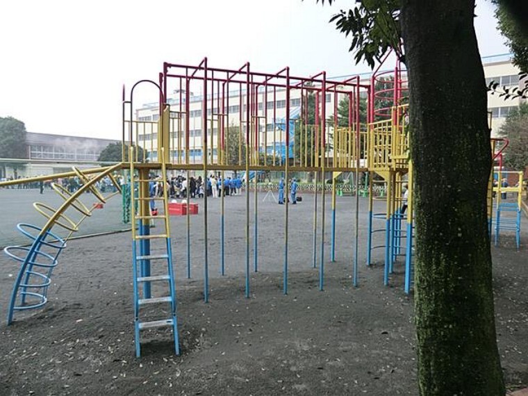 小学校 横浜市立大口台小学校