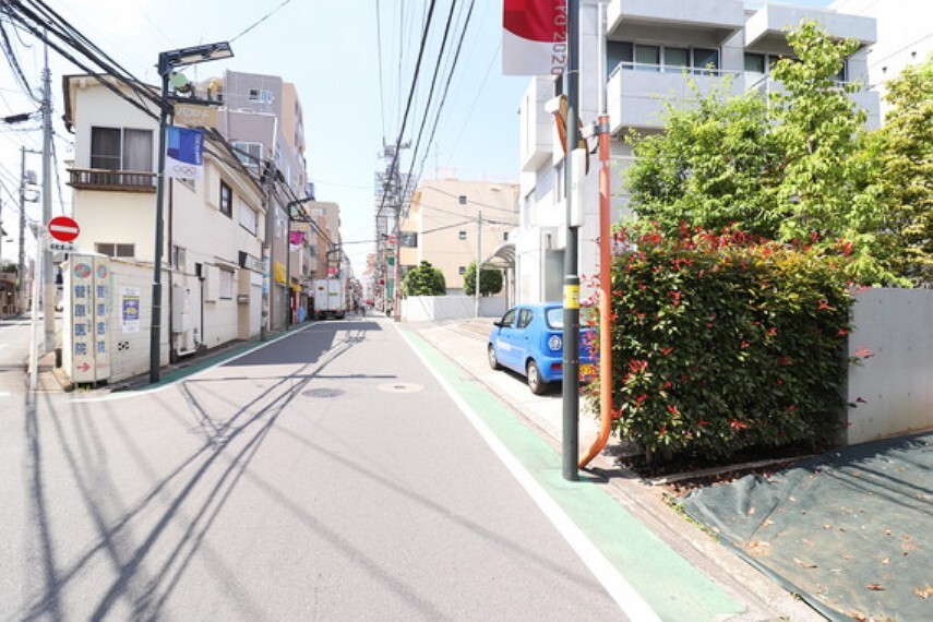 現況写真 前面道路含む現地土地の写真