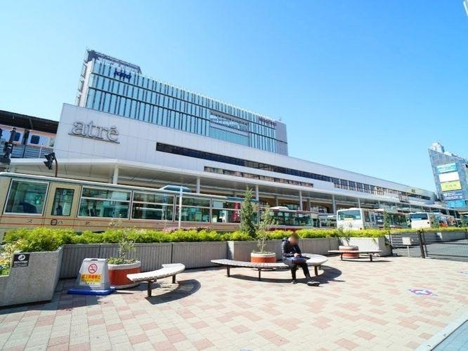 吉祥寺駅(JR 中央本線) 徒歩11分。不動の人気を誇る中央線のターミナル駅。北は西武線から南は京王線まで、広い範囲にバス便が走っている。緑豊かな「井の頭公園」は有名な桜の名所。食品から家電まで幅広…
