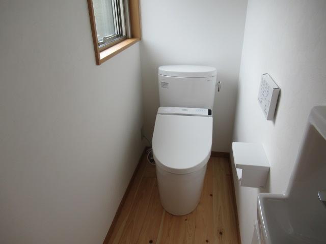 トイレ 温水洗浄便座のトイレです