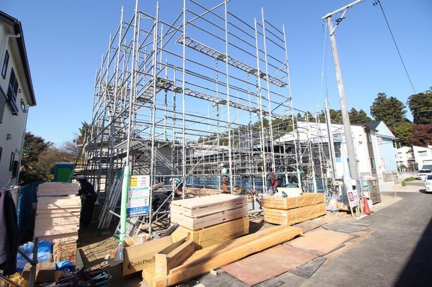 現況外観写真 (外観)完成に向けて建築中!