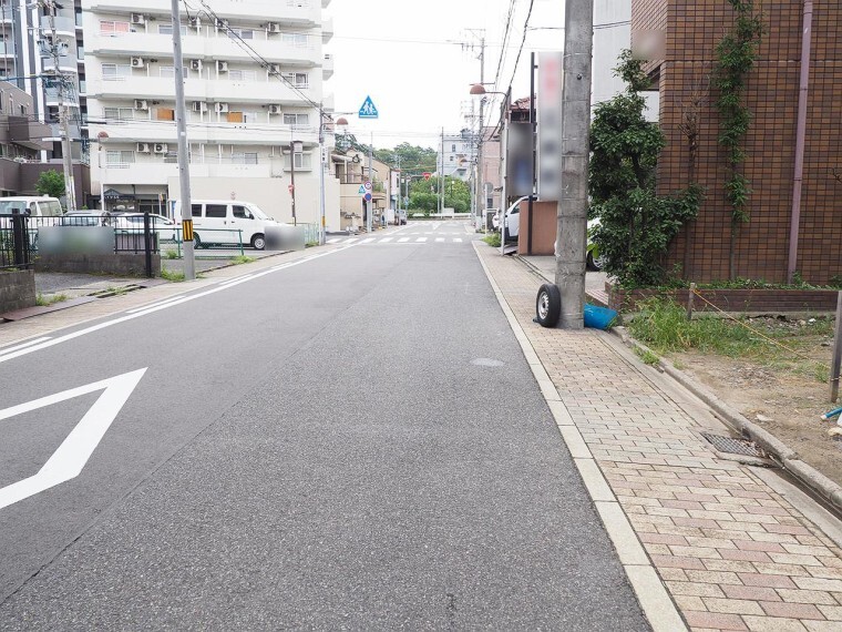 外観・現況 前面道路 幅員 8.62m 両方向通行
