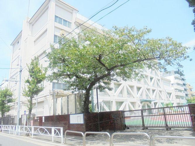 小学校 二葉小学校 徒歩8分