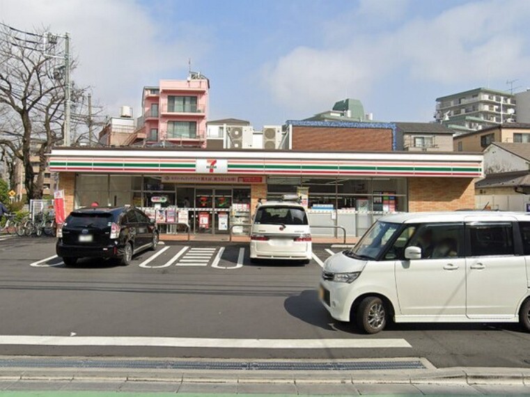 コンビニ セブン-イレブン 荒川西尾久4丁目店