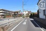 現況写真 前面道路含む現地写真です