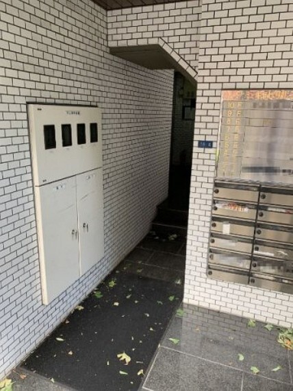エントランスホール