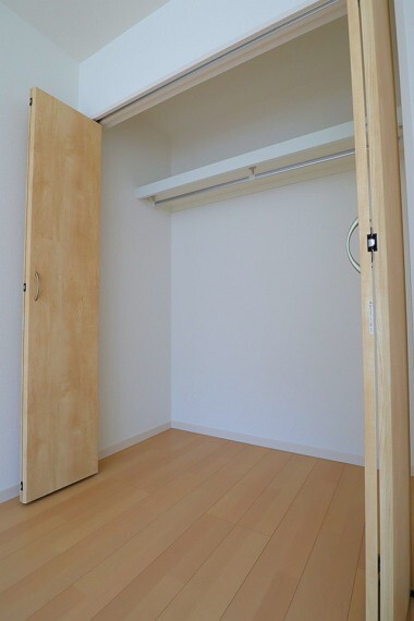 同仕様写真(内観) クローゼット 同仕様 全室収納付き お部屋がスッキリとお使いいただけます