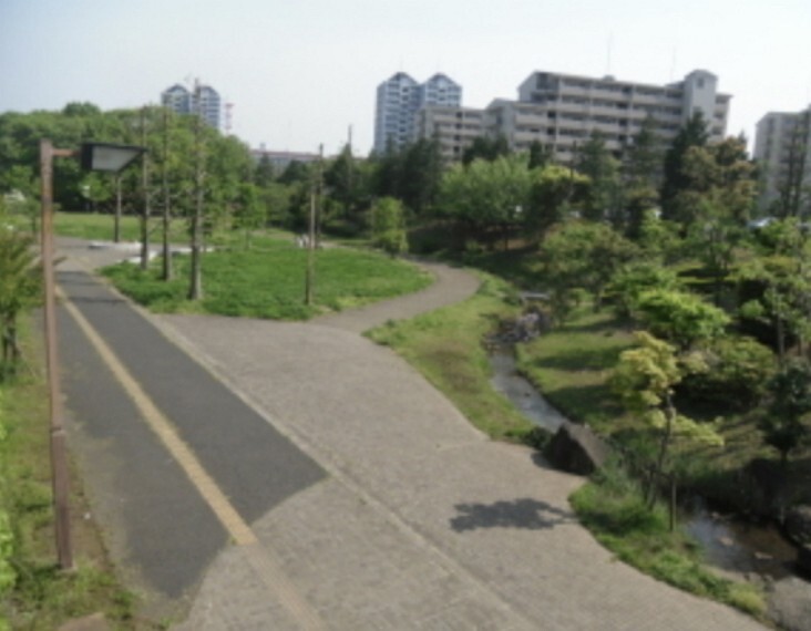公園 【公園】十余一公園まで1553m