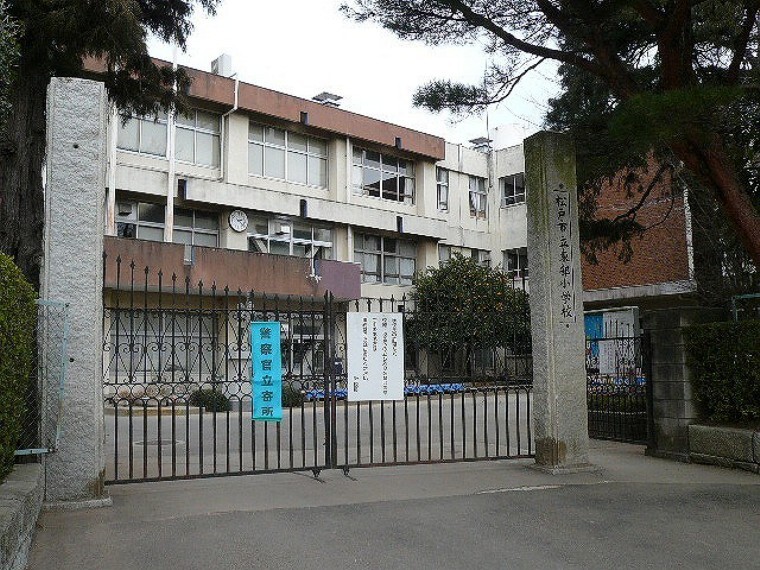 小学校 東部小学校