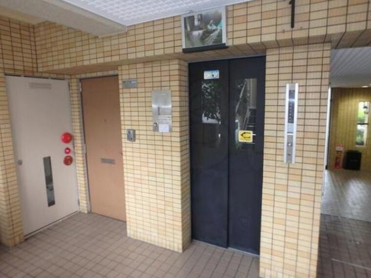 エントランスホール