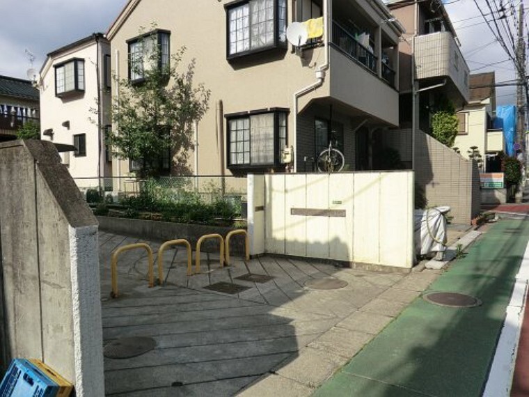 幼稚園・保育園 【保育園】世田谷区立中町保育園まで1135m