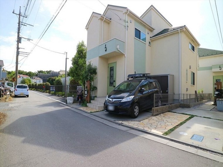 現況写真 閑静な住宅地で叶える穏やかな新生活。 現地にて周辺環境などご確認ください。