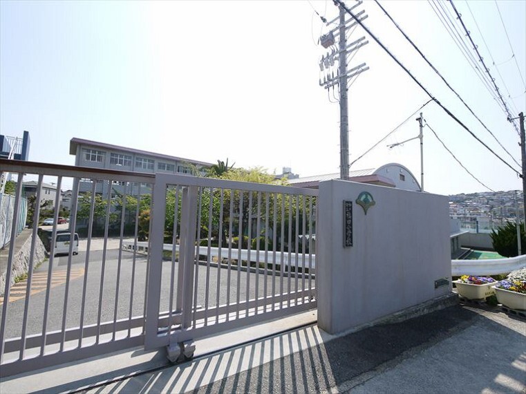 小学校 【小学校】神戸市立 福田小学校まで609m