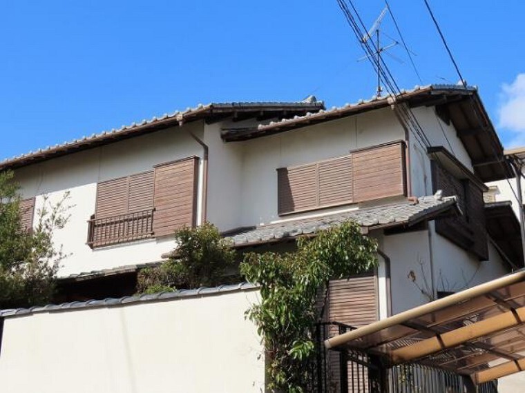 外観写真 お車で10分圏内にスーパーやホームセンターなどお買い物施設充実!