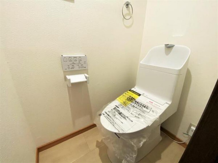 トイレ 1F トイレ 新規交換済 ご入居時から気持ちよくお使いいただけます
