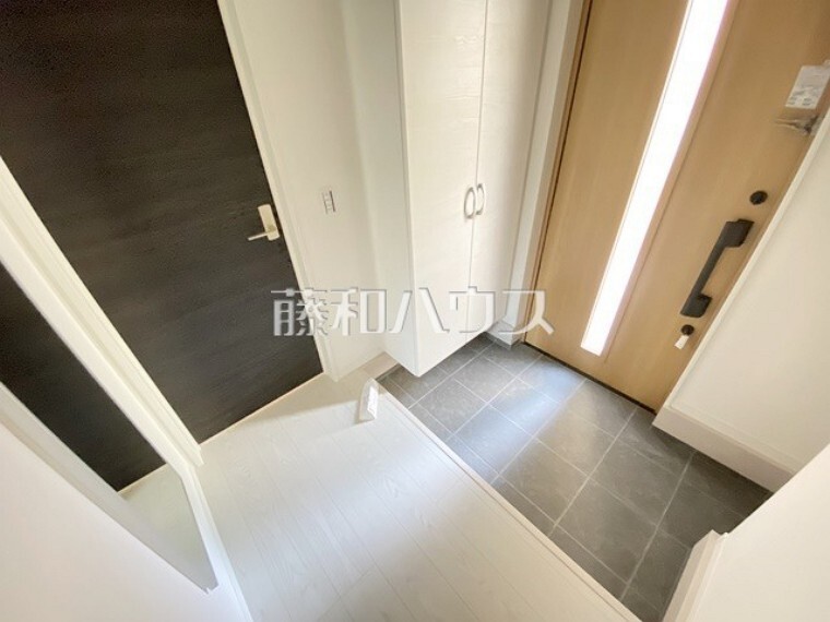玄関 3号棟 玄関 【小平市上水新町3丁目】