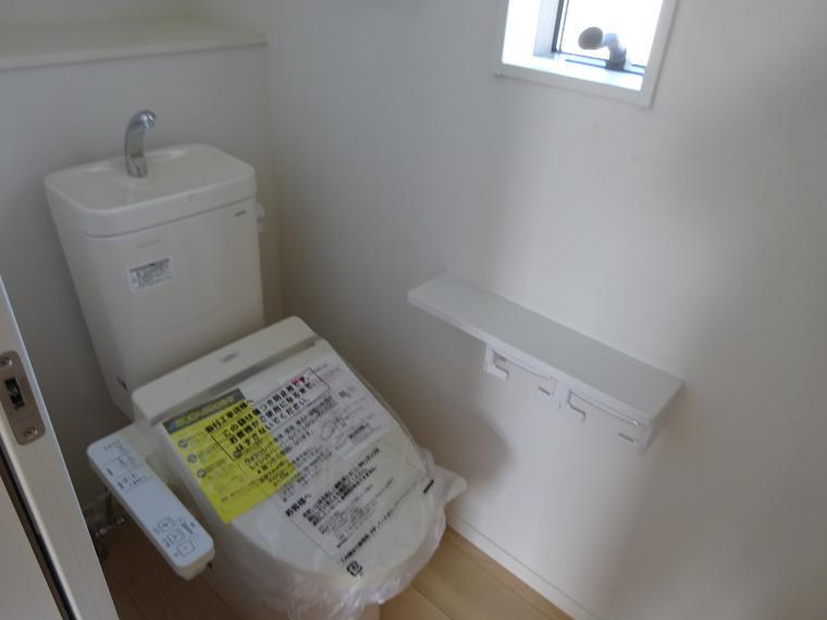 トイレ 2階にもトイレがあります