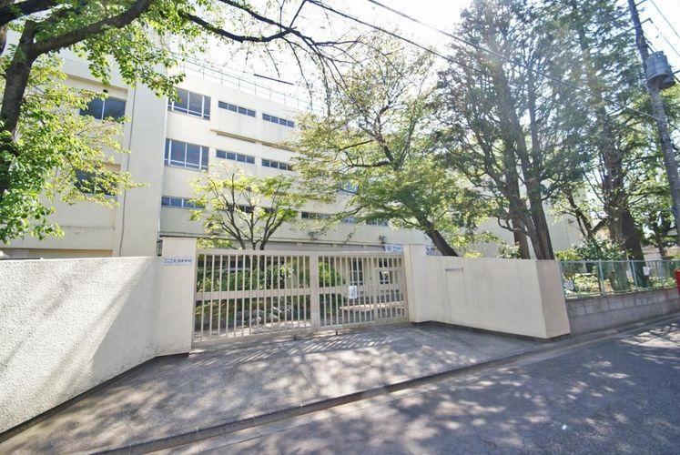 中学校 杉並区立天沼中学校 徒歩12分。