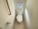 トイレ トイレは1階と2階の2カ所に設置!階段を上り下りせずに使用できるので、高齢の方にも安心です!