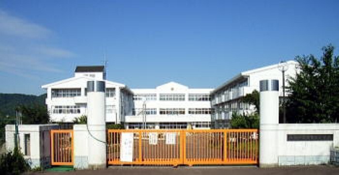 小学校 南吉成小学校まで徒歩3分