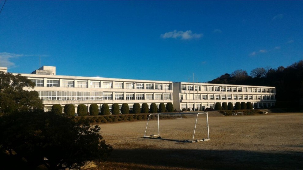 中学校 常滑市立常滑中学校