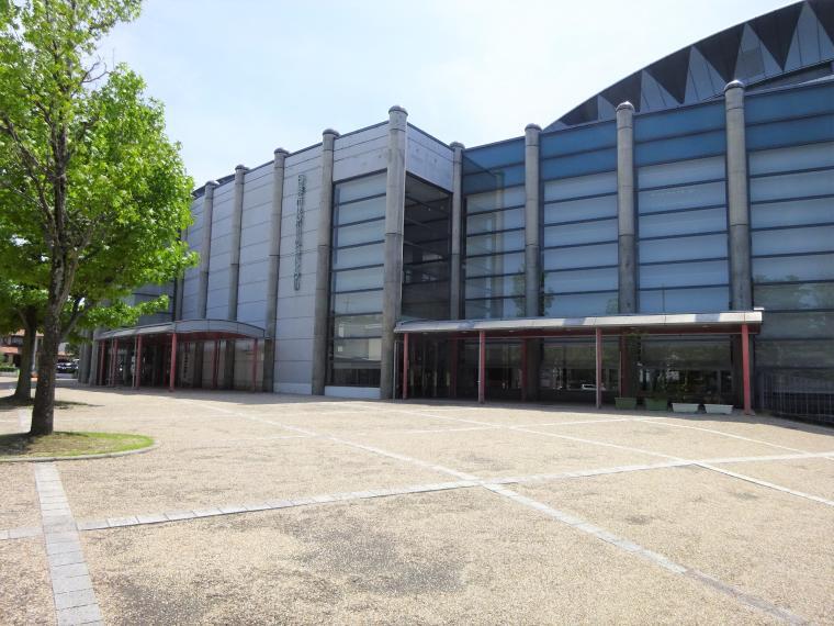 日進市スポーツセンター