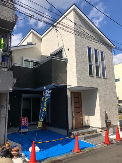 現況外観写真 落ち着いた雰囲気の外観です