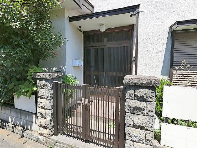 玄関 ポーチ
