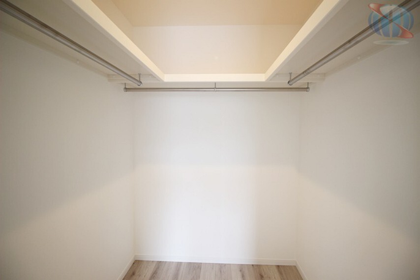 実物とは異なる為、詳細については直接店舗へお問い合わせ下さい