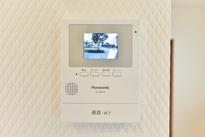 専用部・室内写真 1Fキッチン脇に安心のTVモニター付きインターホンです。