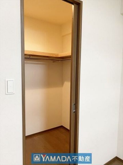 収納 収納力のあるウォークインクローゼット