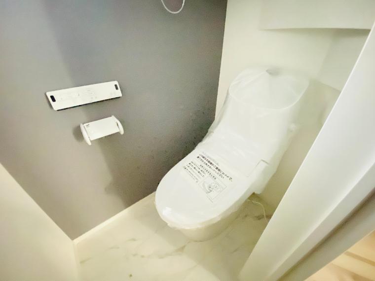トイレ シャワー機能付トイレです