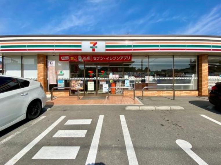 コンビニ セブンイレブン 奈良法蓮町店