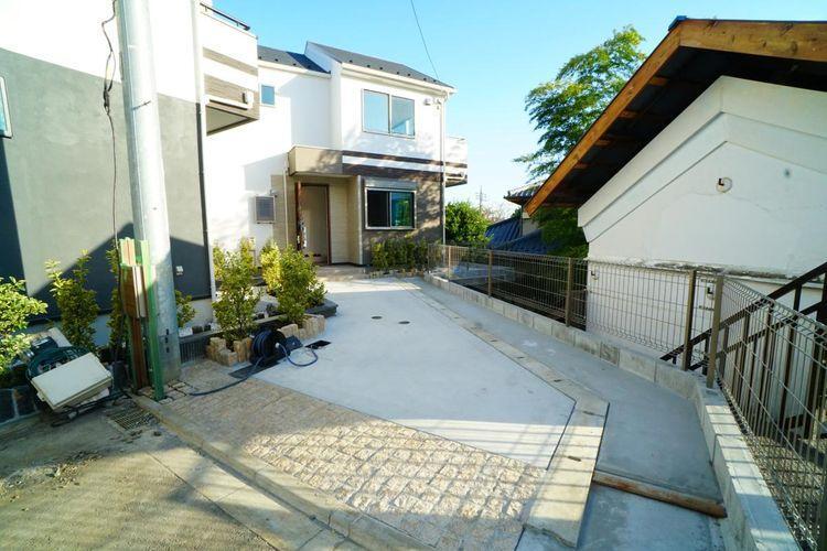 現況写真 現地の周辺環境や駅までの道のりなど、住環境と合わせてご確認いただきながらご検討ください。
