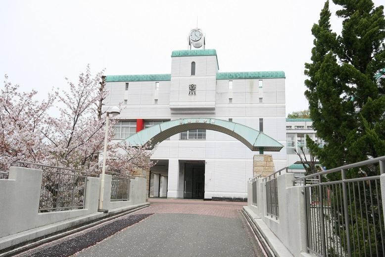 中学校 【東星中学校】