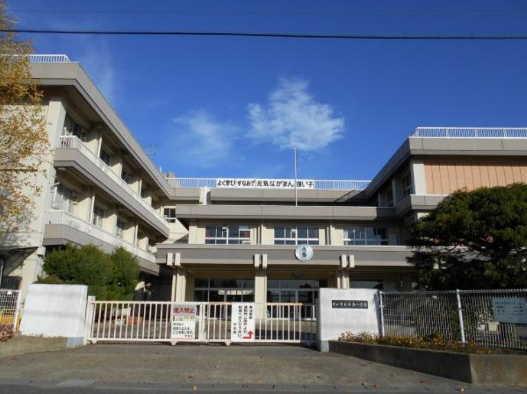 小学校 大島小学校 徒歩約7分(636m)