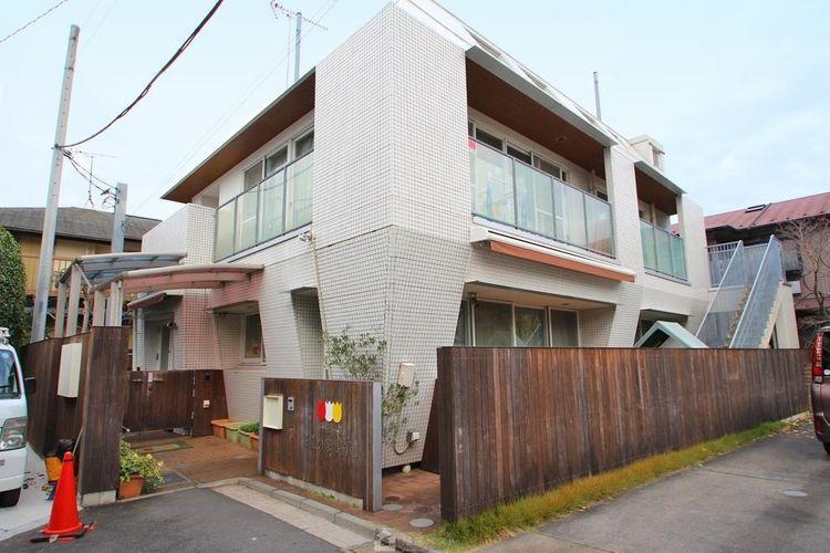 幼稚園・保育園 杉並の家保育園 徒歩8分。