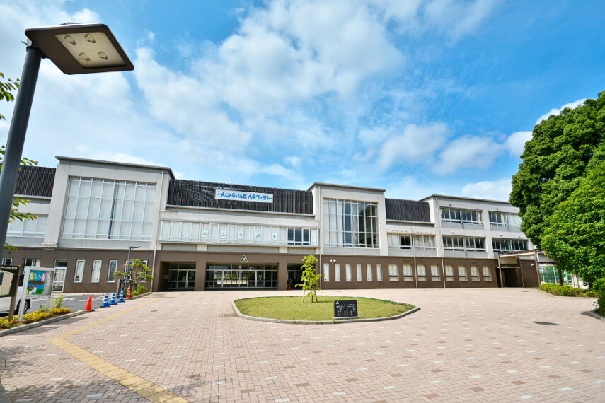 中学校 市立八千代中学校(徒歩7分)