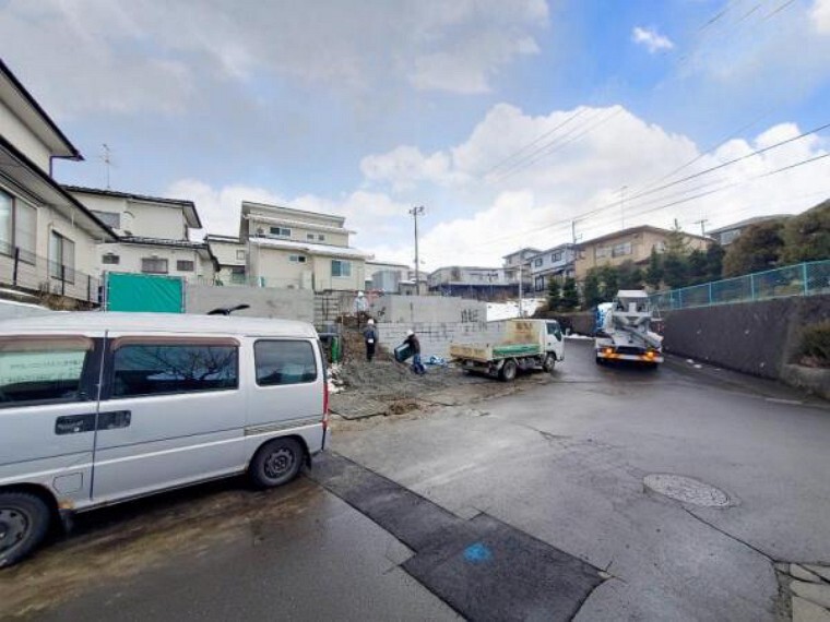 現況外観写真 (現地写真)現地見学OK!現地の雰囲気や陽当たり、周辺環境などを体感してみませんか?