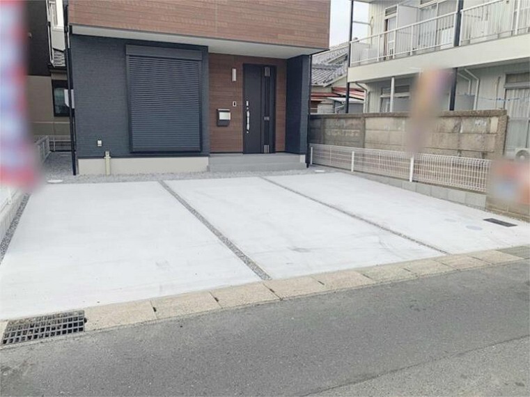 駐車場 広々3台駐車可能物件!!お友達が遊びに来た時も安心