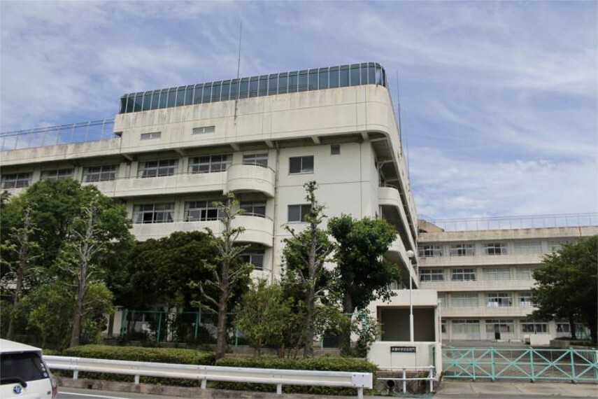 中学校 豊橋市立本郷中学校