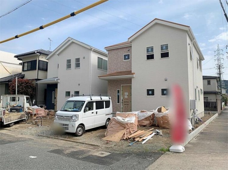 現況外観写真 小学校にも近く、通学も安全です