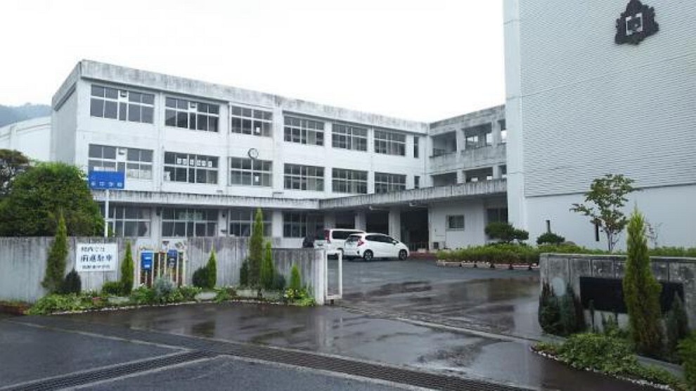 中学校 熊野町立熊野東中学校