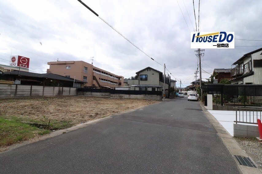 外観・現況 前面道路 11/10撮影