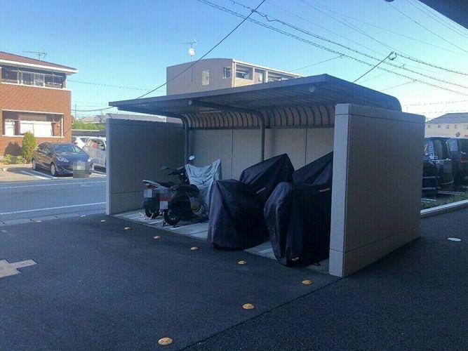 駐輪場 バイク置き場が付いています
