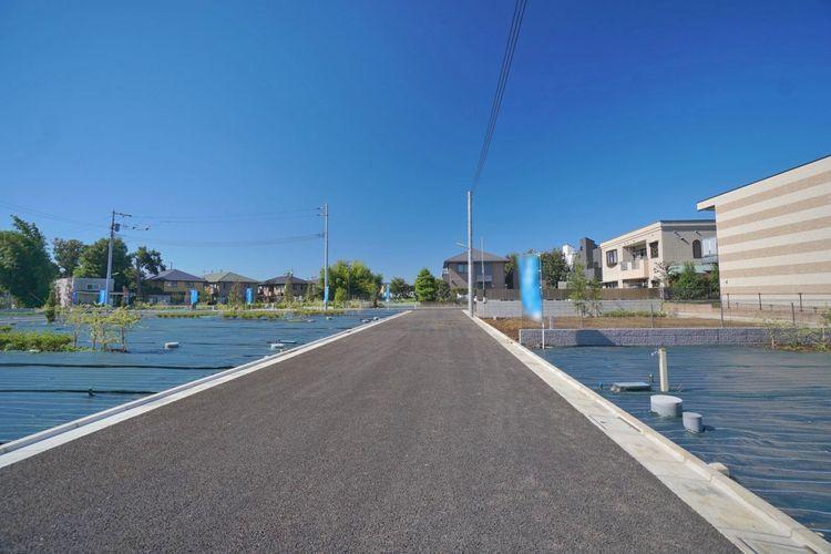 現況写真 主に近隣にお住まいの方が利用する道路なので、防犯面でも安心感があります。