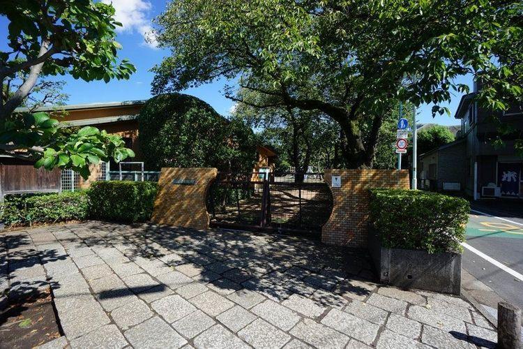 幼稚園・保育園 八幡幼稚園 徒歩5分。