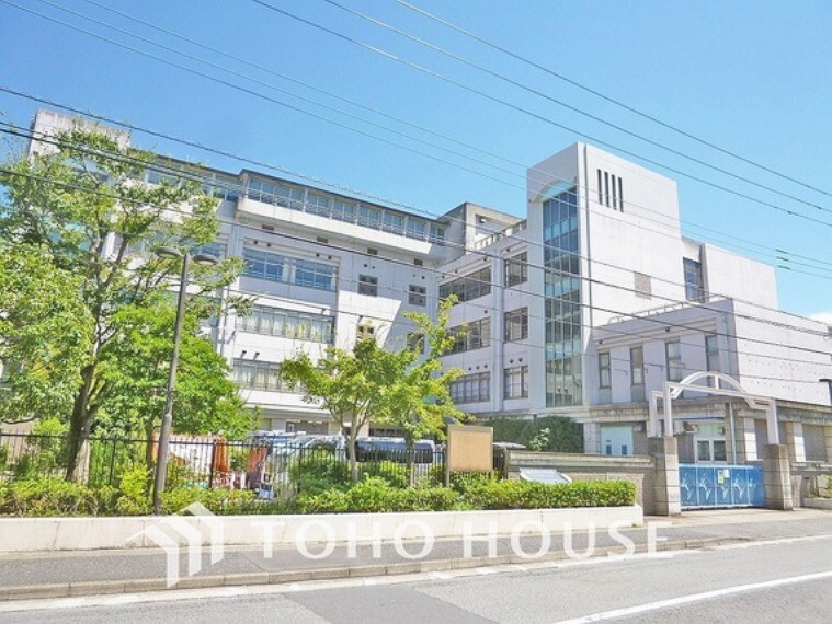 中学校 川崎市立今井中学校 距離340m