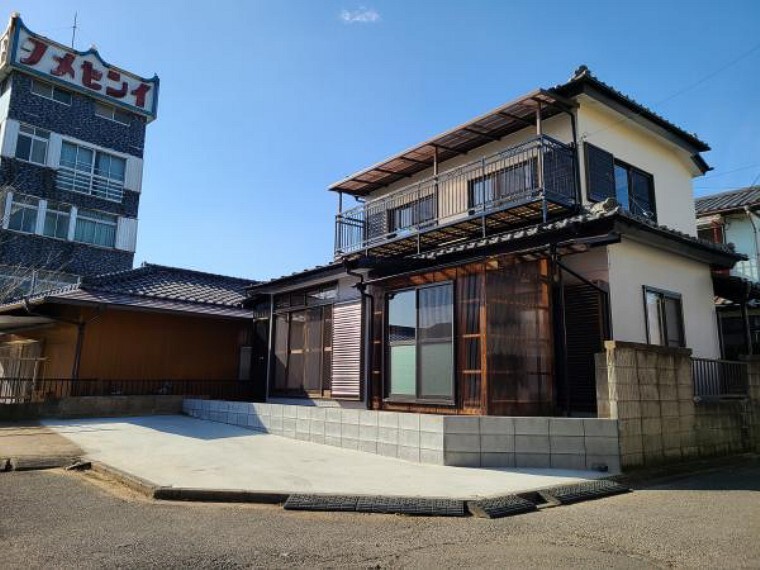 外観写真 売主として累計5万戸以上の住宅をリフォームして販売してきた経験に基づき、一戸一戸、土地や建物に合わせてリフォームを行っています。ぜひとも現地でご確認ください。