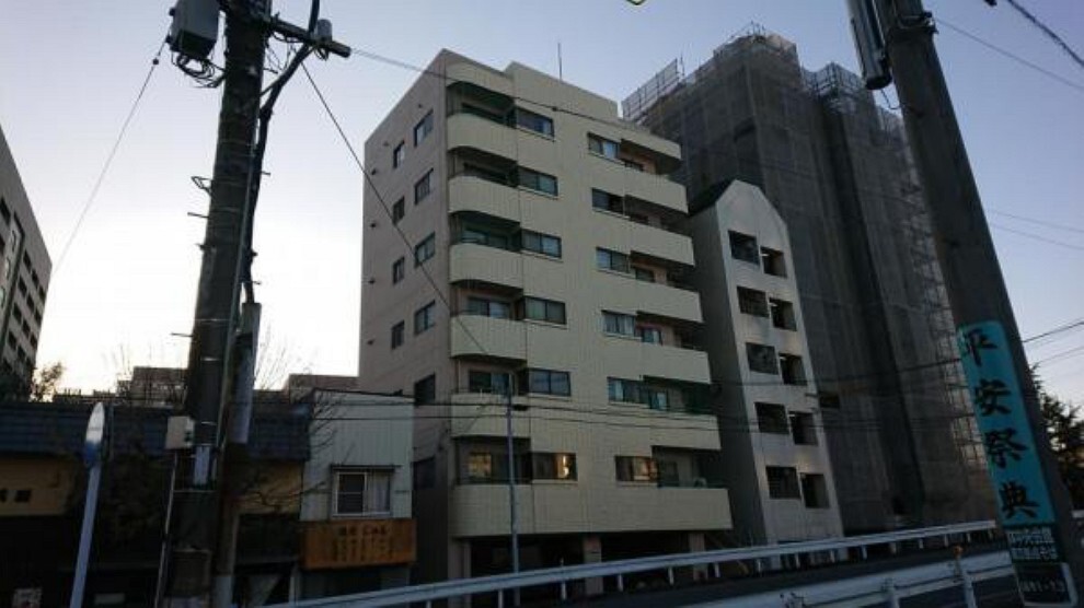 外観写真 7階建て総戸数23戸のうちの3階です。